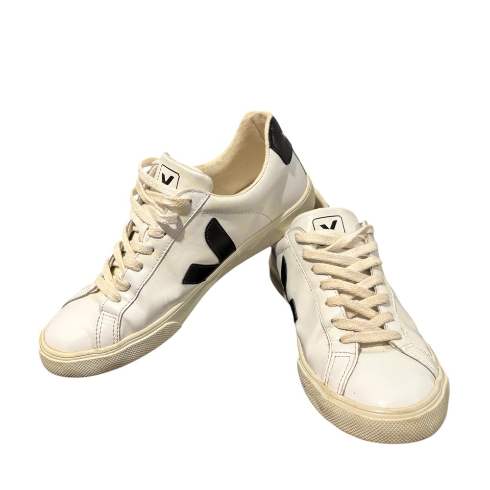 VEJA Campo Original Vegetable Tanned Leather White with Black Logo